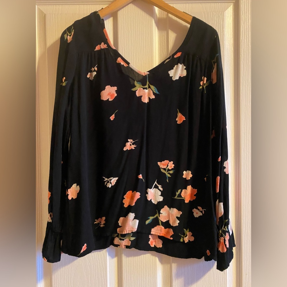 Billabong floral tunic blouse